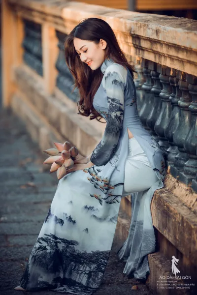 Áo dài trắng hoa thanh thoát [FEIVPE]