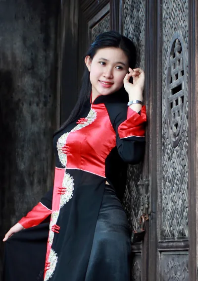 Áo dài đen sang trọng [CQDDNM]