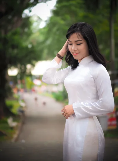 Hài hòa áo dài trắng [1JHCEE]