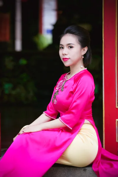 Áo dài hồng thanh tao cổ kính [VBH79Z]