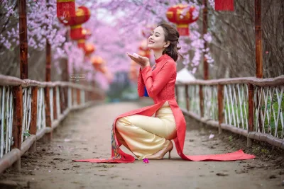 Thuần Việt áo dài đỏ [DQRPQ4]