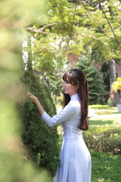 Rửa mắt với ảnh áo dài trắng duyên thầm [1XMNJ8]