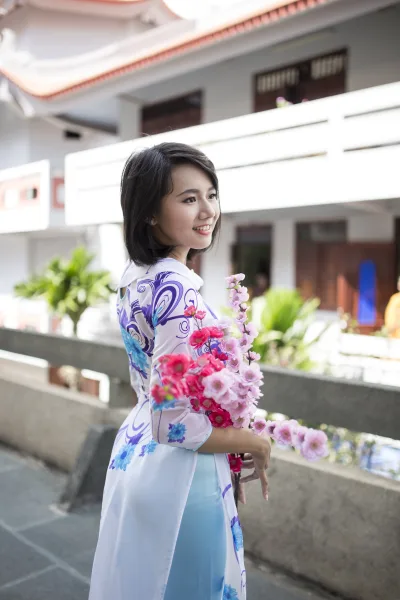 Hài hòa áo dài họa tiết hoa [EDN8JX]