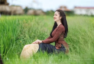 Girl xinh áo dài trắng ấn tượng nón lá [D9NNPY]