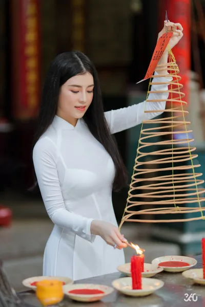 Yêu kiều áo dài trắng đón tết [SZAAGB]