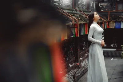 Áo dài trắng hot girl cổ kính kiêu sa [ZRLR20]