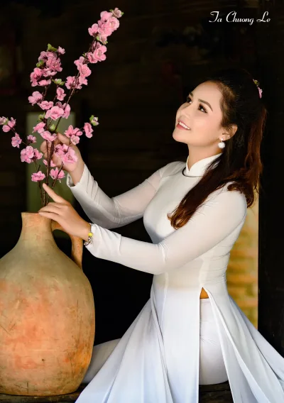 Hiện đại áo dài trắng hoa [1GXYYK]