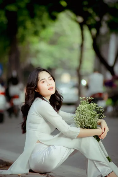 Áo dài trắng nữ nhân áo dài trắng ấn tượng [RHQXXD]