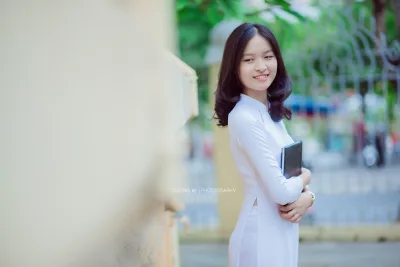 Áo dài trắng hoài cổ nữ sinh [B3OZYY]
