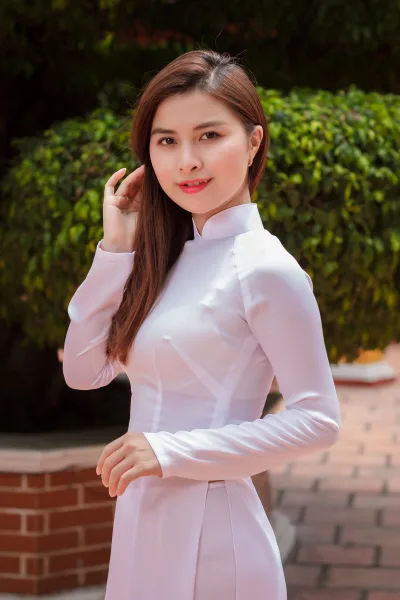 Áo dài trắng thiếu nữ tinh khôi nữ tính [SGXXWI]