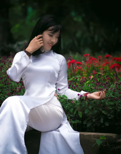 Gái xinh áo dài trắng đằm thắm tinh khôi [LDRM4D]
