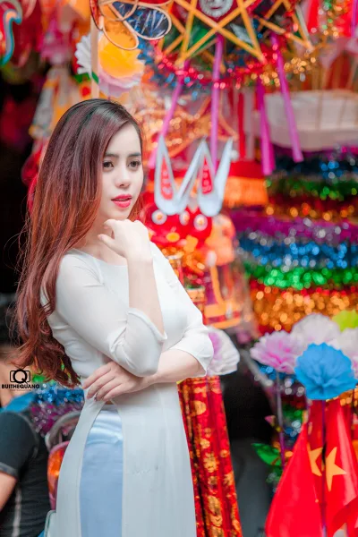 Thanh xuân áo dài trắng đón tết [H5PYAE]
