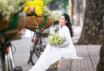 Nữ tính áo dài trắng hoa [KBZWBG]