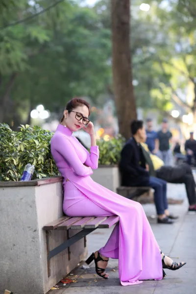 Ảnh nền áo dài hồng thanh xuân Yên Du [RRDQ7A]