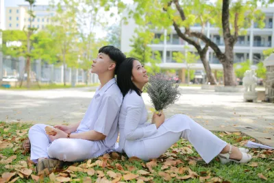Áo dài trắng thướt tha sân trường [PISZ24]