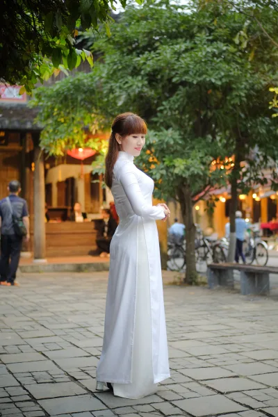 Vẻ đẹp áo dài trắng thuần Việt áo dài trắng [CNHXS2]