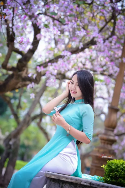 Ấn tượng áo dài xanh tươi tắn [EP9TSC]