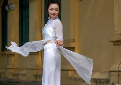 Áo dài trắng tinh tế [AKBRCU]