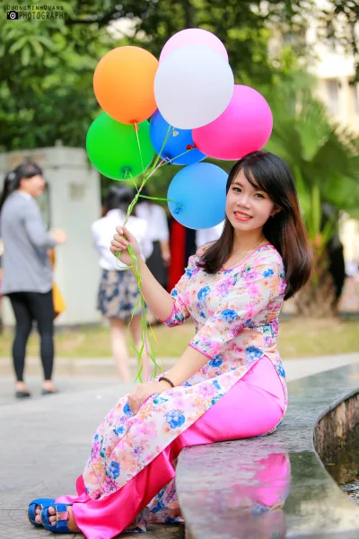 Nền nã áo dài hồng áo dài hồng [YBACKA]