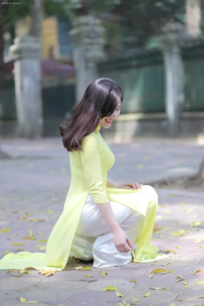 Áo dài vàng hình nền duyên thầm [PDXVDP]