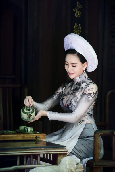 Áo dài trắng áo dài trắng thanh thoát [JO92QJ]