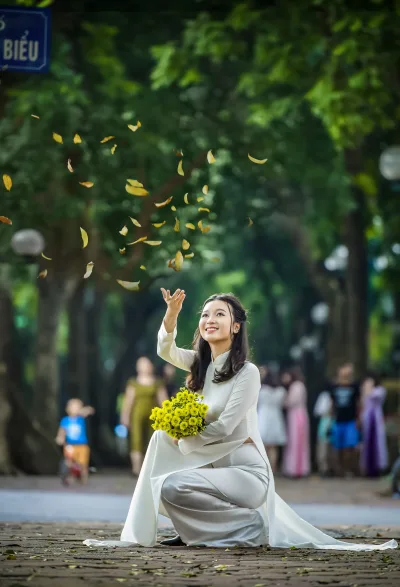 Áo dài trắng hoa mộc mạc [52JVCI]