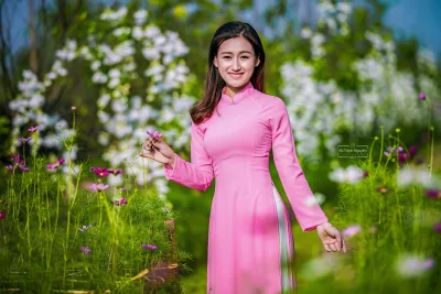 Áo dài hồng rửa mắt với ảnh hoa đằm thắm [NA3GHQ]