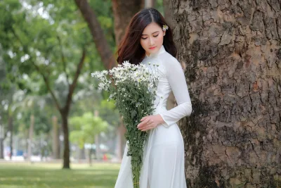 Áo dài trắng ảnh nền hoa thanh tao [FTTH0H]