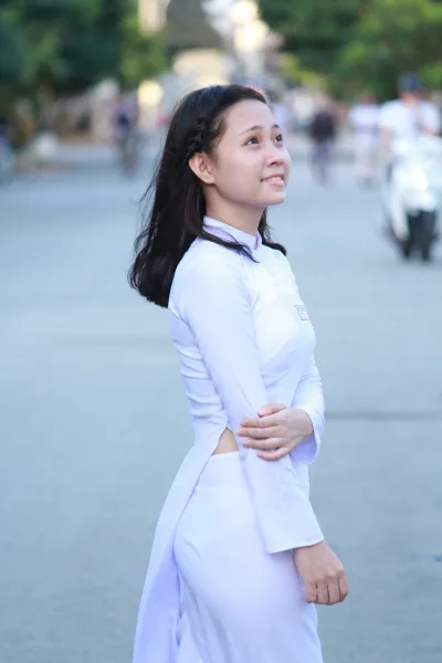 Tinh khôi áo dài trắng nữ sinh [6RULSH]