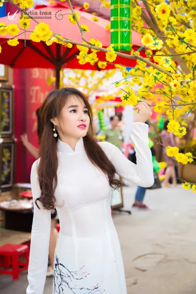 Ảnh áo dài trắng nổi bật áo dài trắng [ZNLQOI]