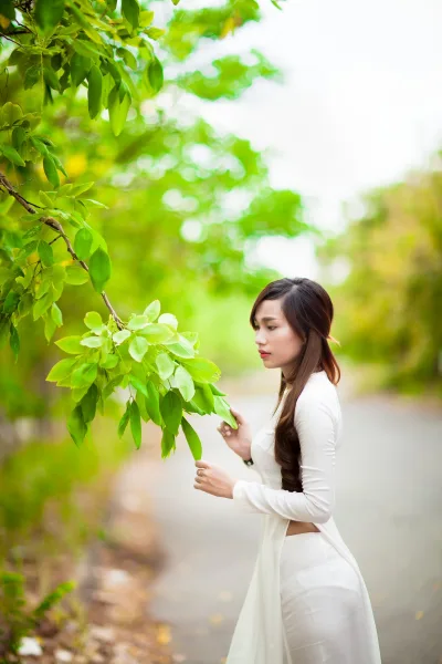 Áo dài trắng thanh nhã [ISNQUJ]