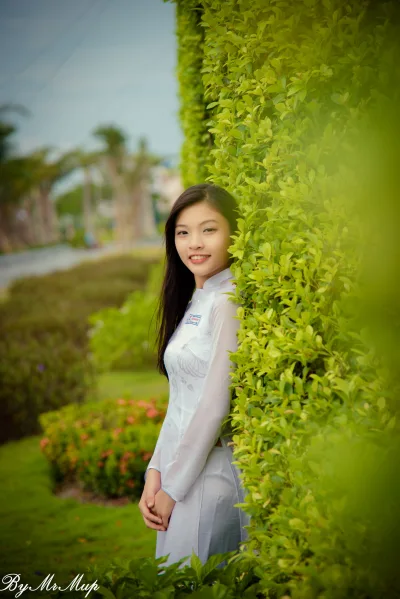 Áo dài trắng rạng rỡ nữ sinh [ADJINI]