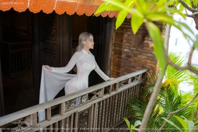 Áo dài trắng sang trọng áo dài trắng [YVZVAM]