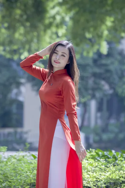 Áo dài đỏ cổ điển [RRRGX0]