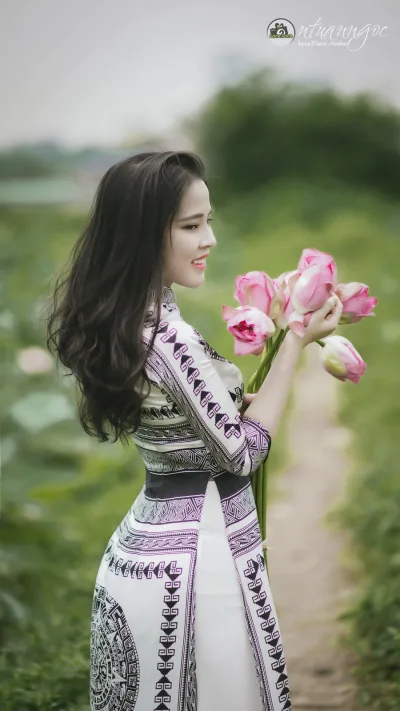 Áo dài trắng truyền thống hoa sen hoài cổ [LL3HCH]
