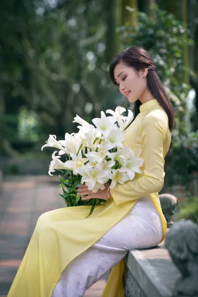 Áo dài trắng người đẹp hoa tinh khôi [LWKPNJ]