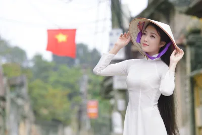 Áo dài trắng thướt tha hiện đại [FNF4CE]