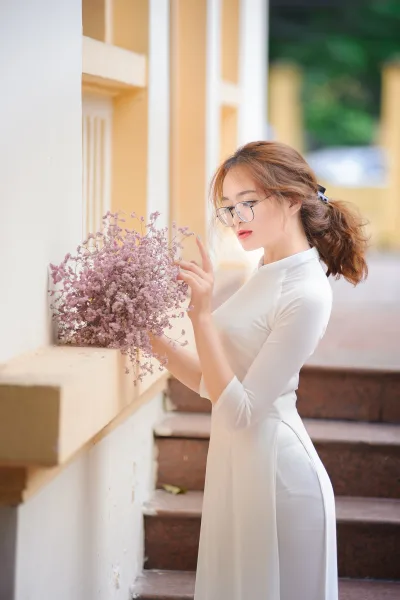 Áo dài trắng góc ngang duyên dáng [MLDVZE]