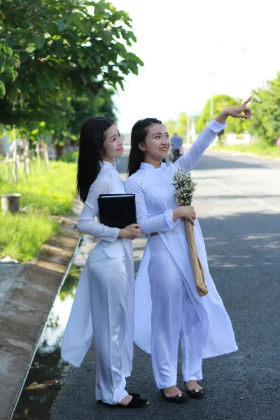 Áo dài trắng bộ sưu tập nữ sinh nhẹ nhàng [TCI27H]