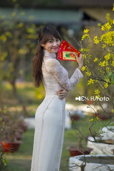 Áo dài trắng quý phái nuột [AE3JRT]
