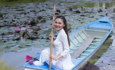 Áo dài trắng bộ sưu tập bên hồ hoài cổ [KTN50J]