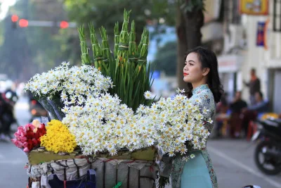 Nữ tính áo dài xanh hoa [SR5XXH]