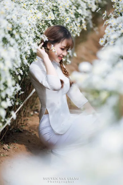 Ảnh áo dài trắng thuần Việt hoa [VCSOFW]