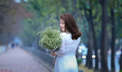 Áo dài trắng hoa cổ điển [OURXEJ]